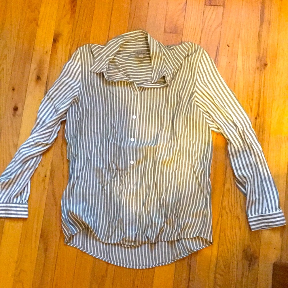 Relaxed button-down